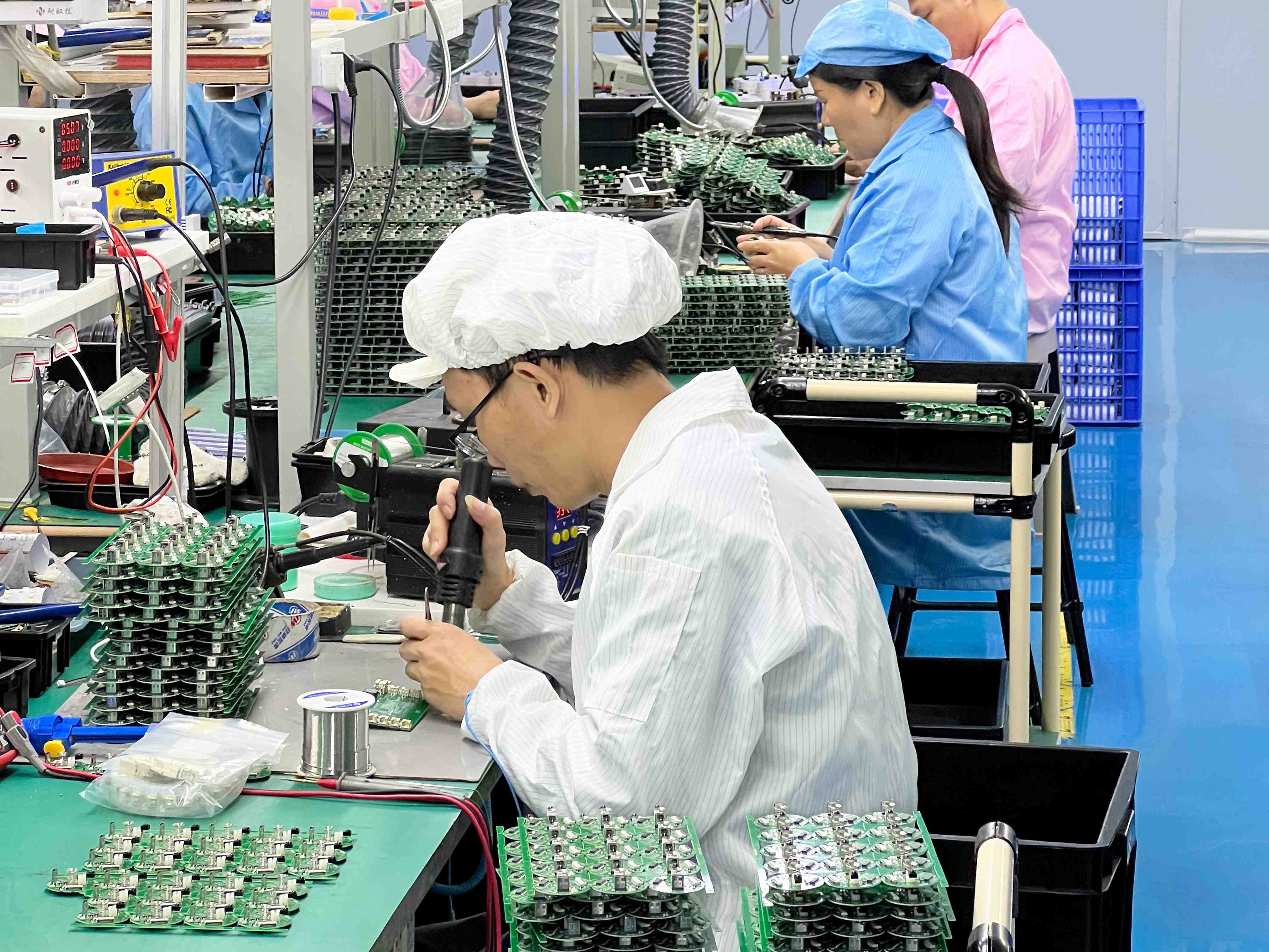 <p><span style="font-size: 16px; font-family: 微软雅黑;">插件后焊</span></p>